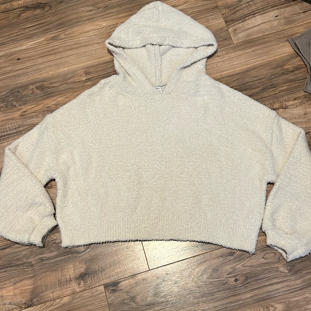 Sincerely Jules Women’s Sherpa Cropped Sweater Size Medium